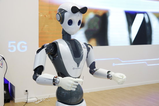 CloudMinds' robot Nicole on February 26 at the MWC19 (by Mariona Puig)
